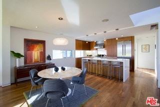 1046 6th Ave - Photo 7 of 8