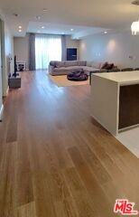 441 S Barrington Ave #303 - Photo 3 of 8