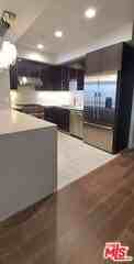 441 S Barrington Ave #303 - Photo 7 of 8