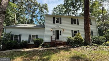 featured image of 4015 Duke Of Glouster St