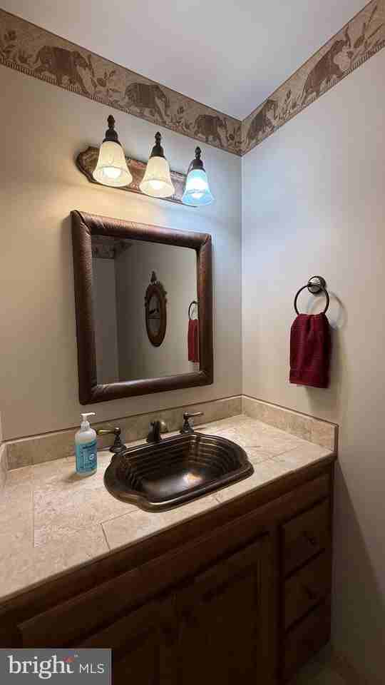 4015 Duke Of Glouster St - Photo 7 of 20