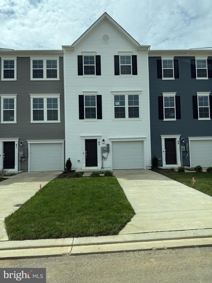 95 Gray Silver Rd - Photo 2 of 20