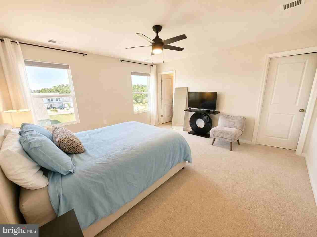 33 Apollo Rd - Photo 7 of 23