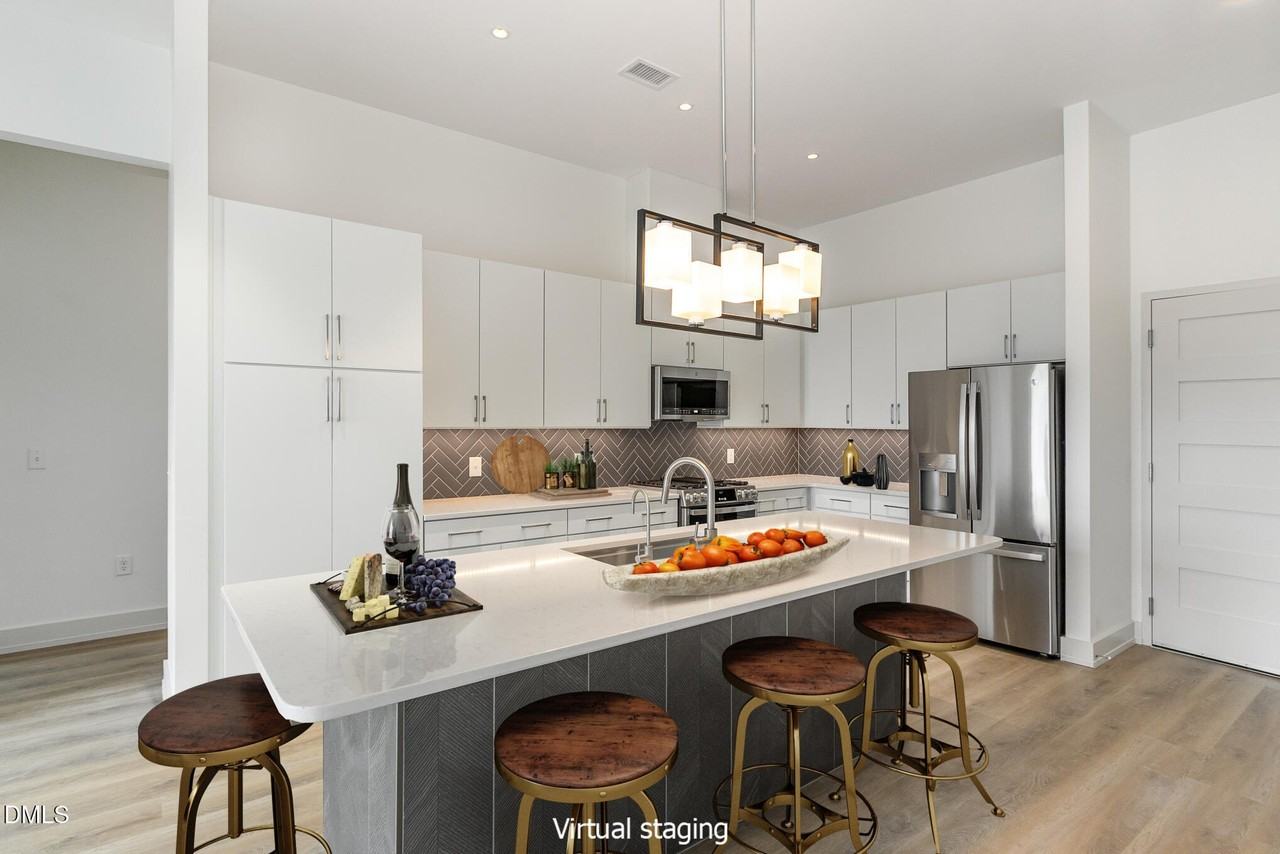 120 Mosaic Blvd #301 - Photo 4 of 50
