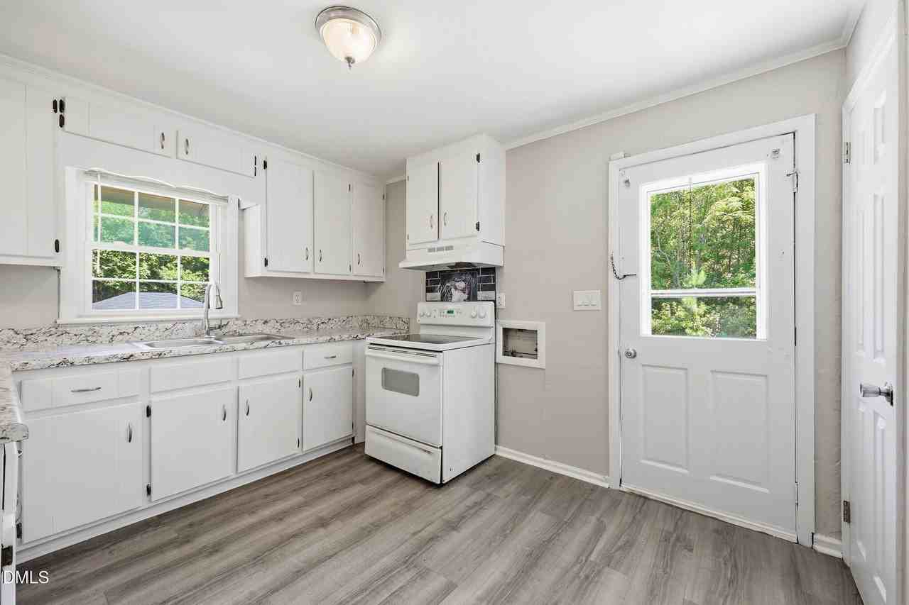 608 N 16th St - Photo 7 of 48
