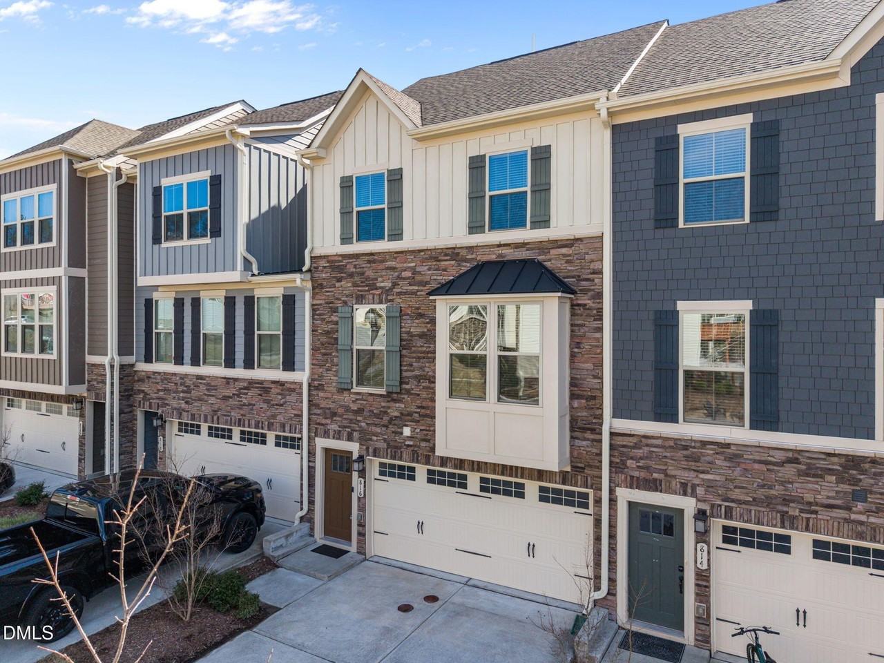 816 Channing Park Cir - Photo 4 of 44