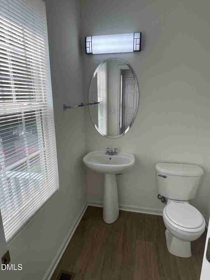 4905 Wyatt Brook Way - Photo 7 of 20