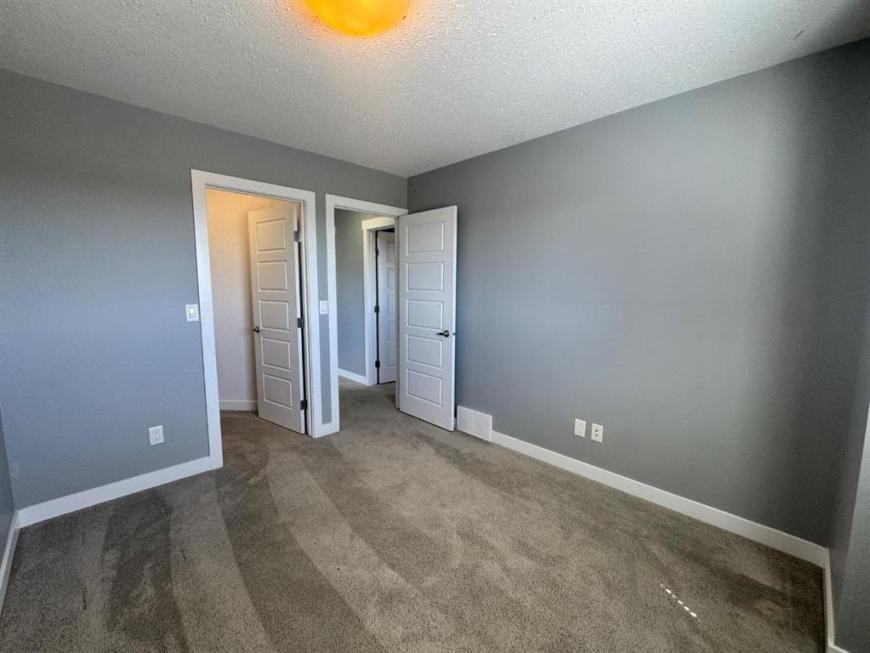 8453 101 Ave - Photo 6 of 10