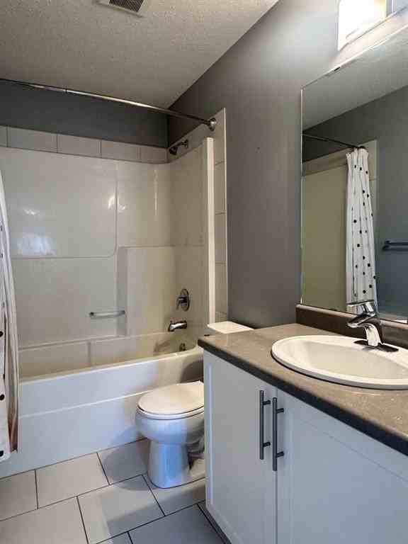 8453 101 Ave - Photo 7 of 10