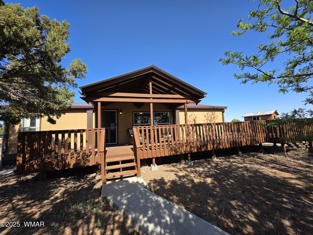 8028 Well Rd - Photo 2 of 25