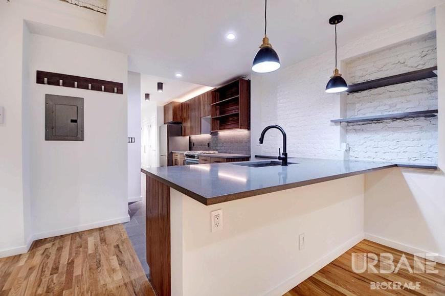 84 E 10th St - Photo 2 of 10