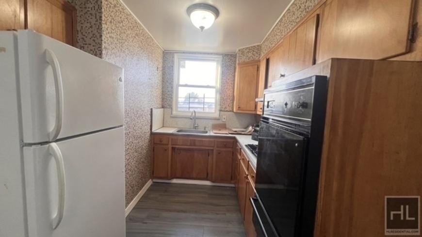 2088 Utica Ave - Photo 2 of 10