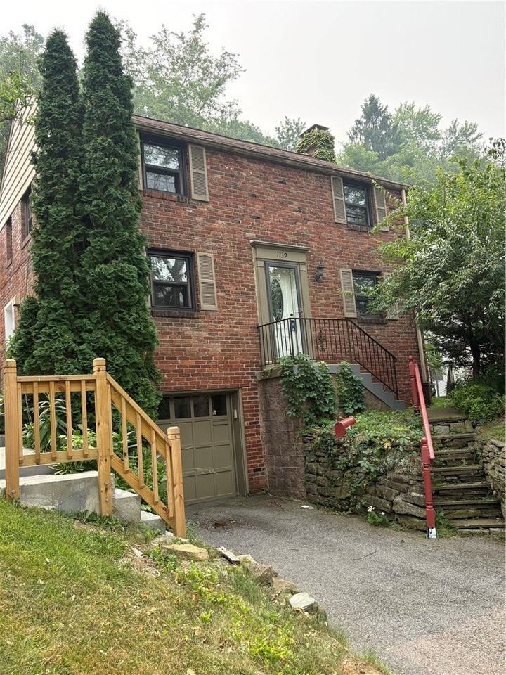 1139 Cedar Blvd - Photo 2 of 29