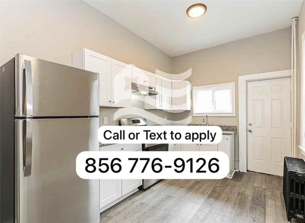4314 N 16th St - Photo 2 of 6