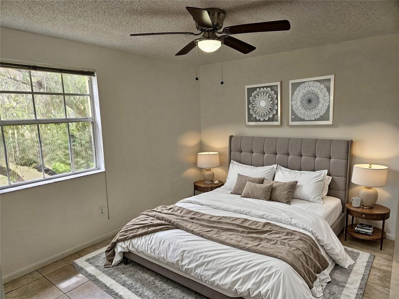 18306 Nw 68th Ave - Photo 5 of 8