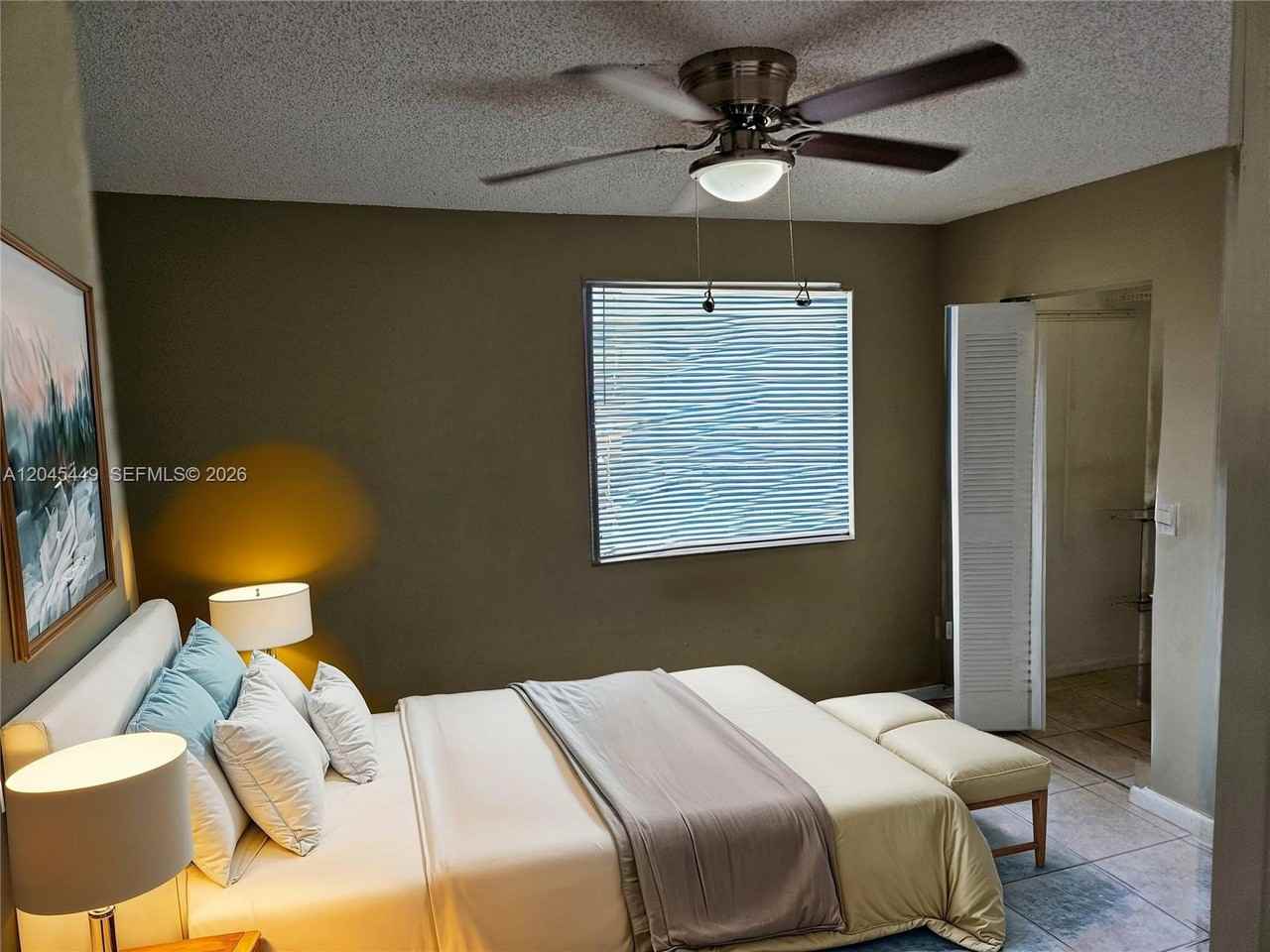 18306 Nw 68th Ave - Photo 6 of 8