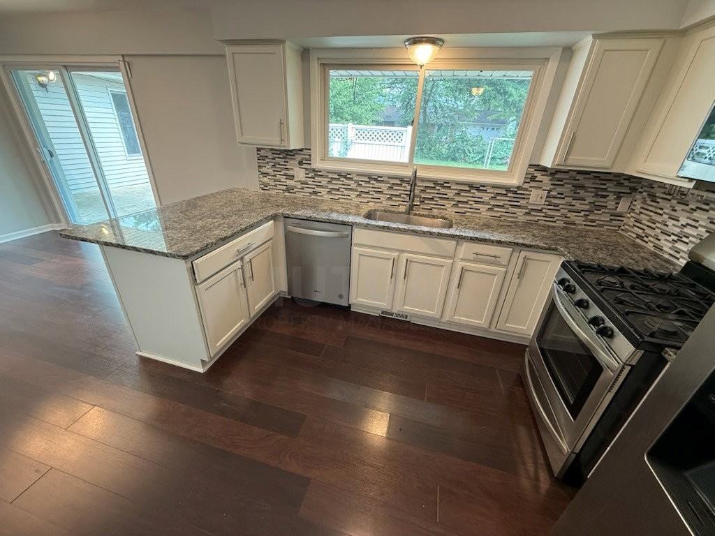 23966 E Le Bost Dr - Photo 6 of 8