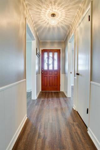 423 Kansas Ave #1 - Photo 2 of 31
