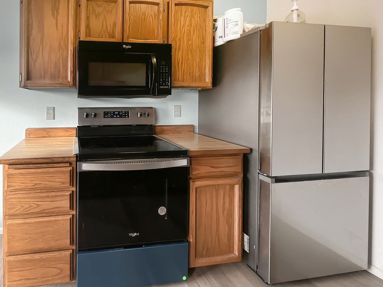 221 McCarrey Street - 18BUnit 18-B #18B - Photo 2 of 10