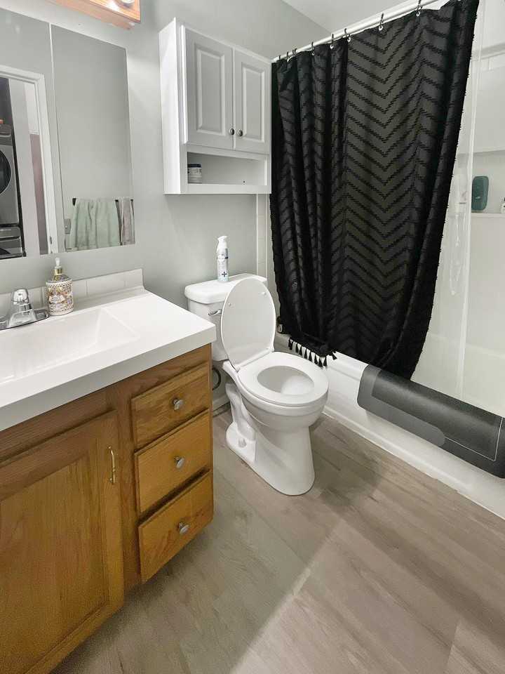 221 McCarrey Street - 18BUnit 18-B #18B - Photo 7 of 10