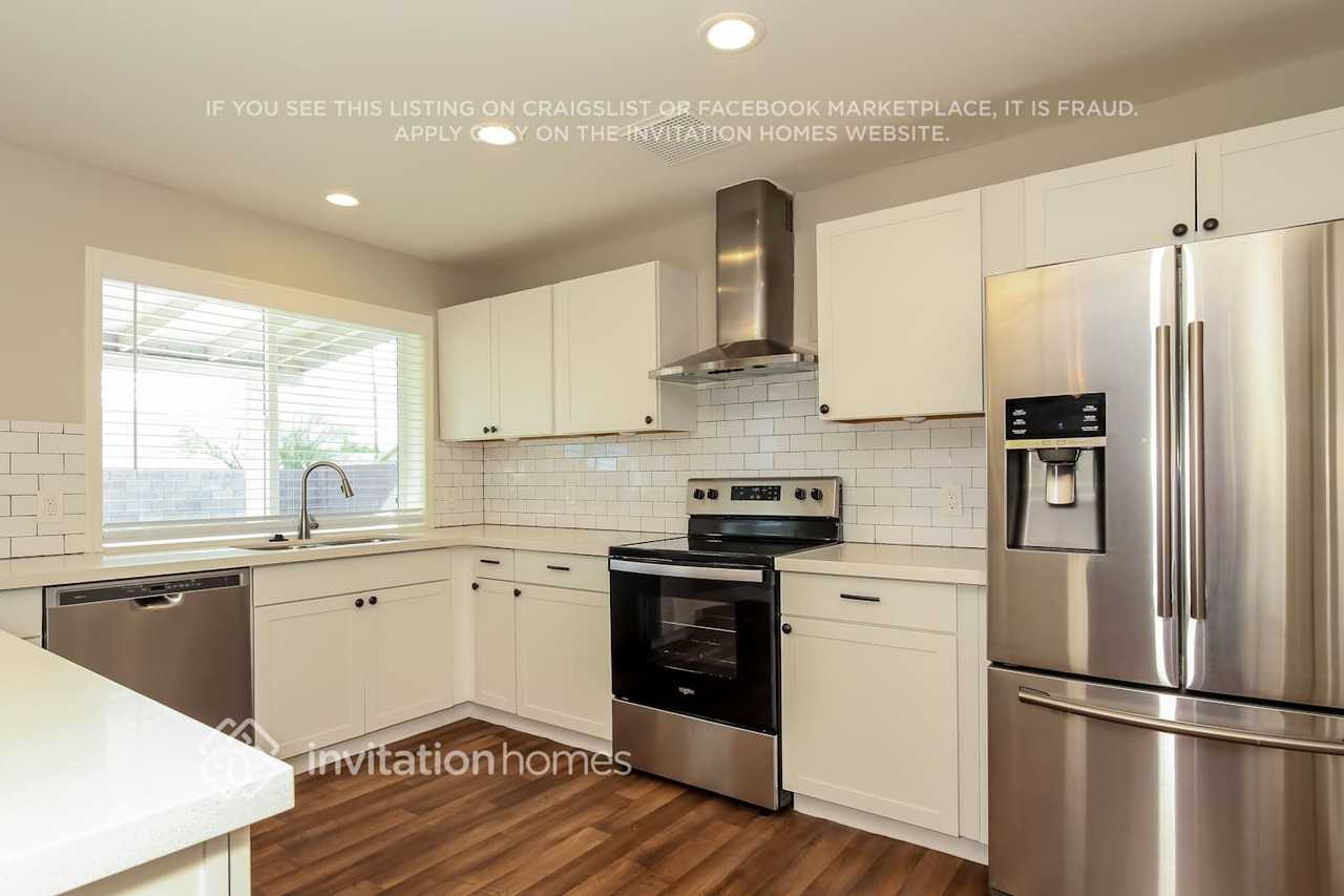 6445 W Carol Ave - Photo 7 of 16