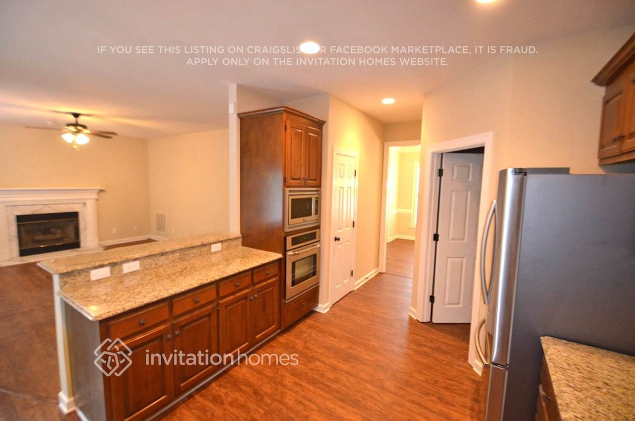 7908 Harrington Woods Rd - Photo 5 of 15