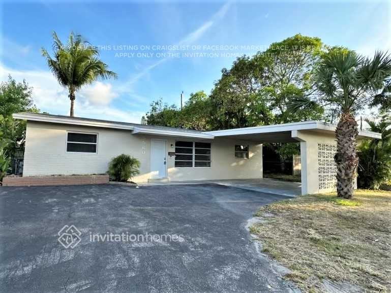 5560 Sw 7th Ct - Photo 2 of 16