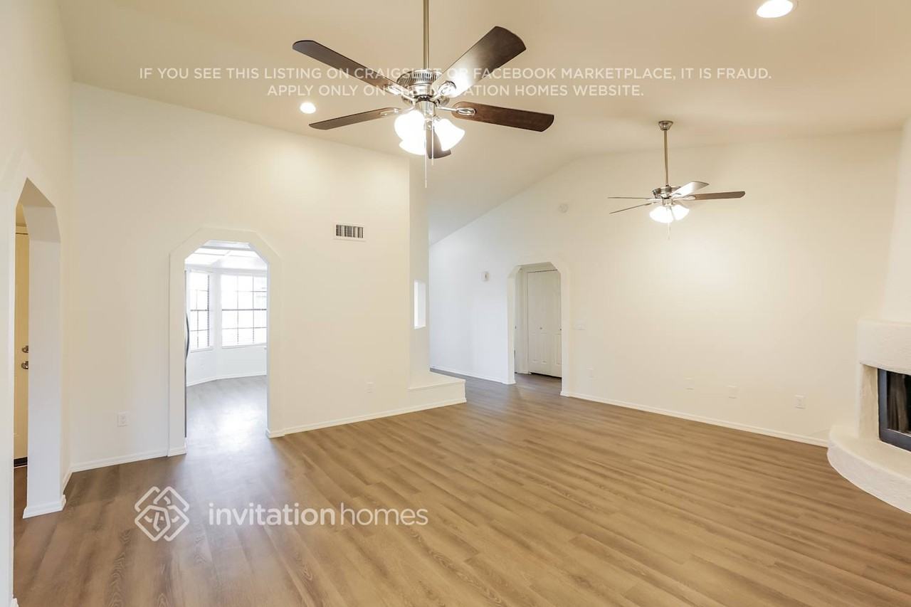 1524 W Mission Dr - Photo 4 of 18