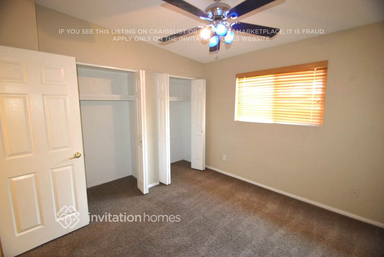 705 N Pine St - Photo 6 of 13