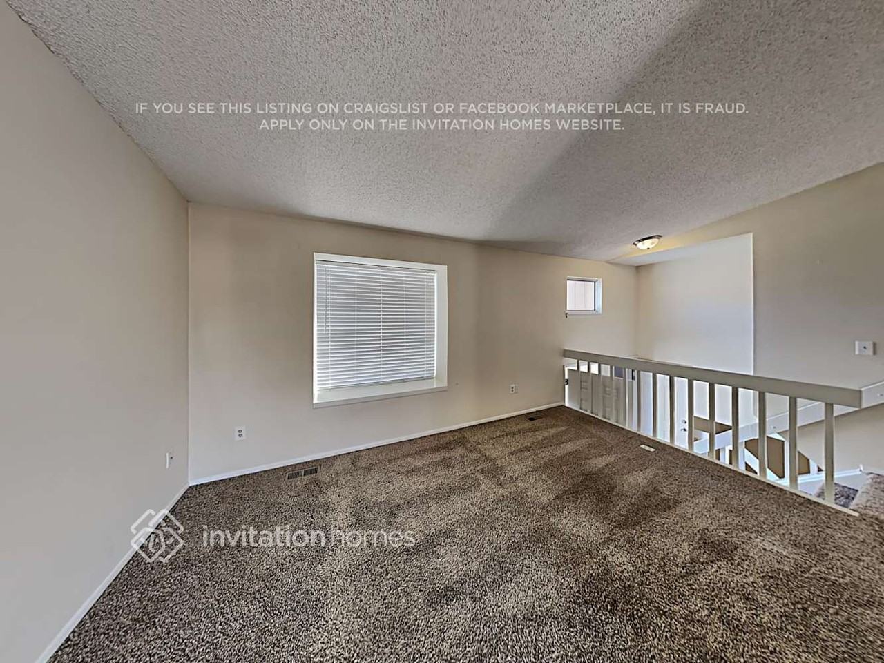 19074 E Mansfield Dr - Photo 5 of 20