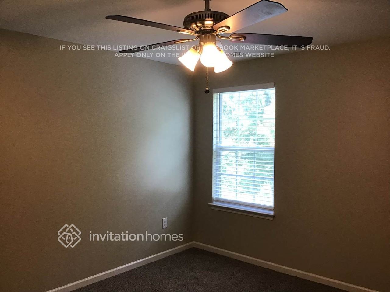 6105 Watsonia Dr - Photo 4 of 12