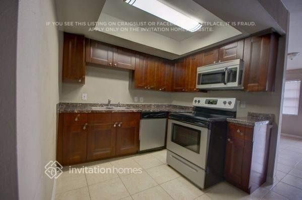 4341 63rd Way N - Photo 2 of 5