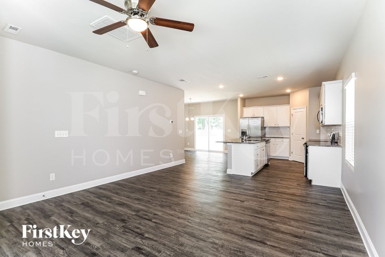 5517 Cobblestone Glen Dr - Photo 3 of 19