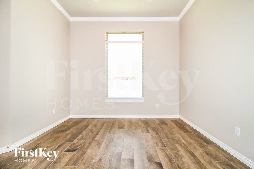 18609 Austin Pl - Photo 4 of 15