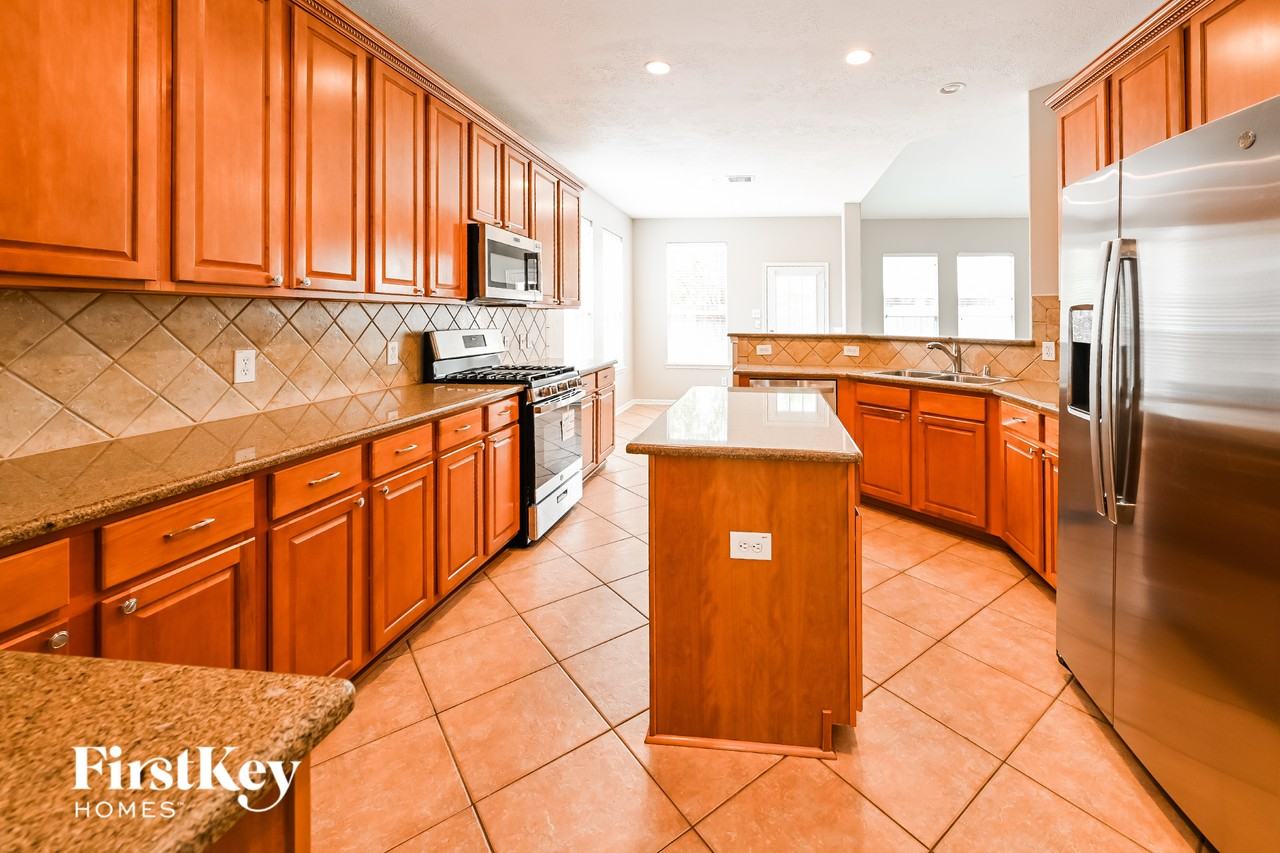 13803 Turning Spring Ln - Photo 7 of 15