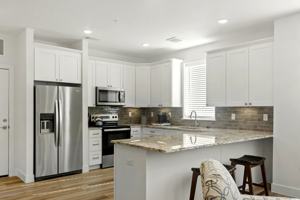 featured image of 2947 W 20th St #2