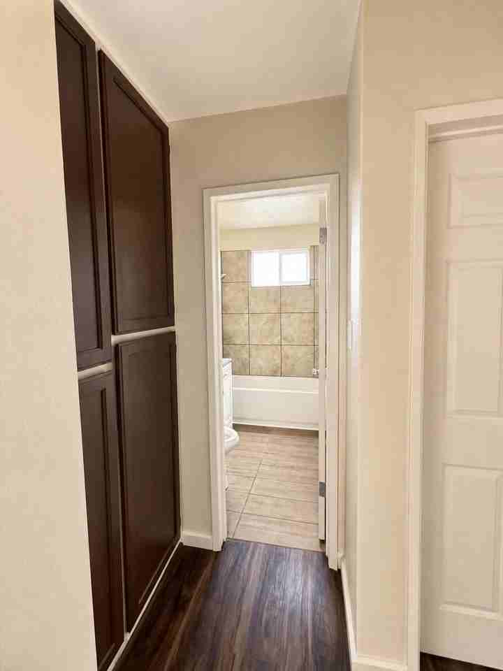 321 W 83rd St #1 - Photo 4 of 9