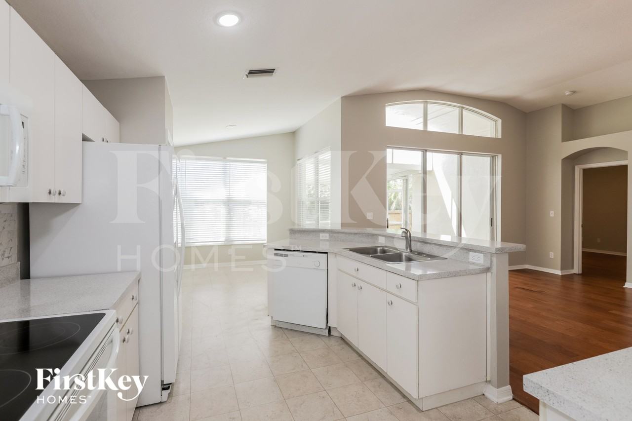 4312 Horseshoe Pick Ln - Photo 5 of 15