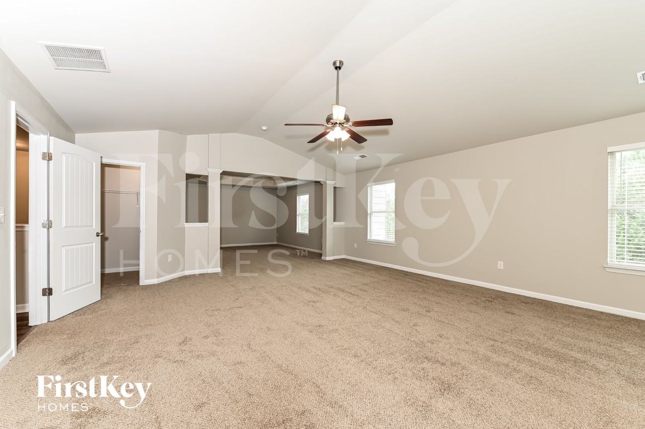145 Janney Cir - Photo 7 of 15