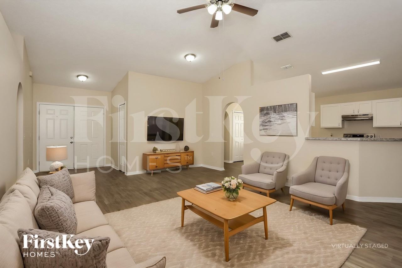 2540 Sunrise Ridge Ln - Photo 4 of 19