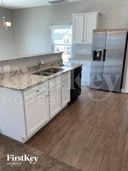 2937 Patishall Ln - Photo 6 of 10