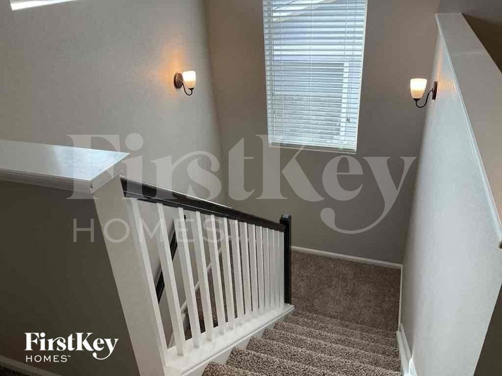 17985 E 107th Pl - Photo 2 of 19