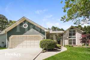 featured image of 9319 Lake Spring Ave