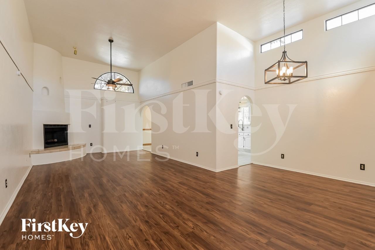 12705 N Bandanna Way - Photo 3 of 15