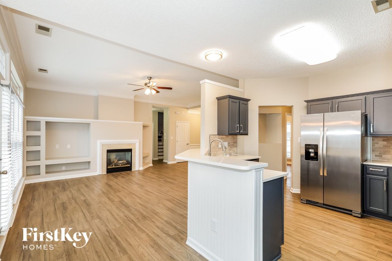 13333 Woodland Farm Dr - Photo 3 of 15