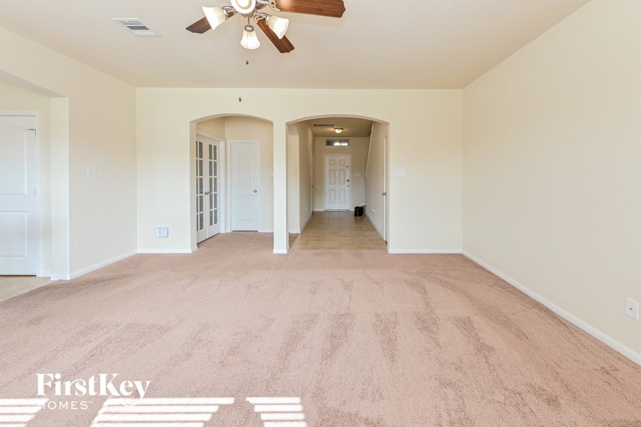 10502 Lake Of The Ozarks Dr - Photo 2 of 15
