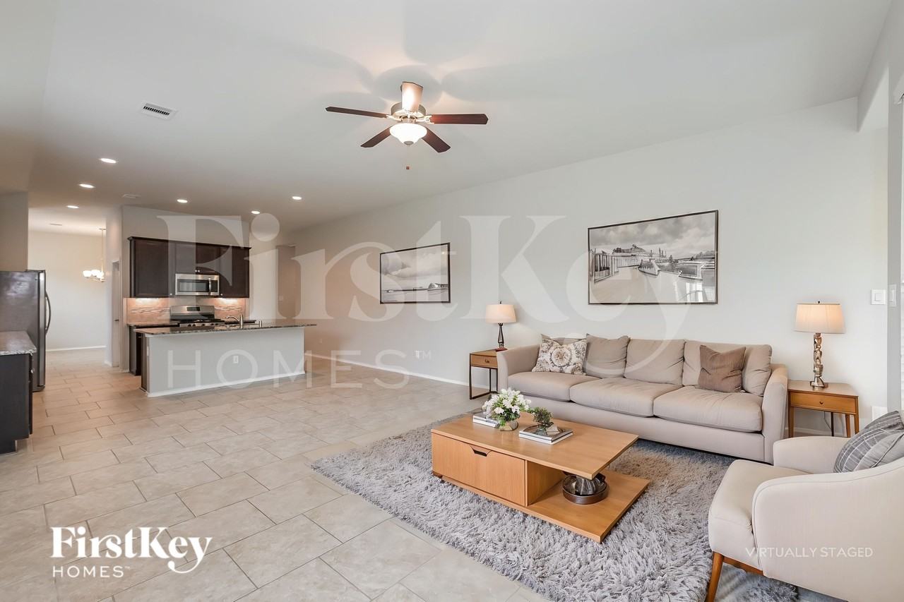 4711 Creekside Haven Trl - Photo 5 of 20