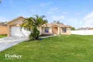 featured image of 4414 Sw Cacao St