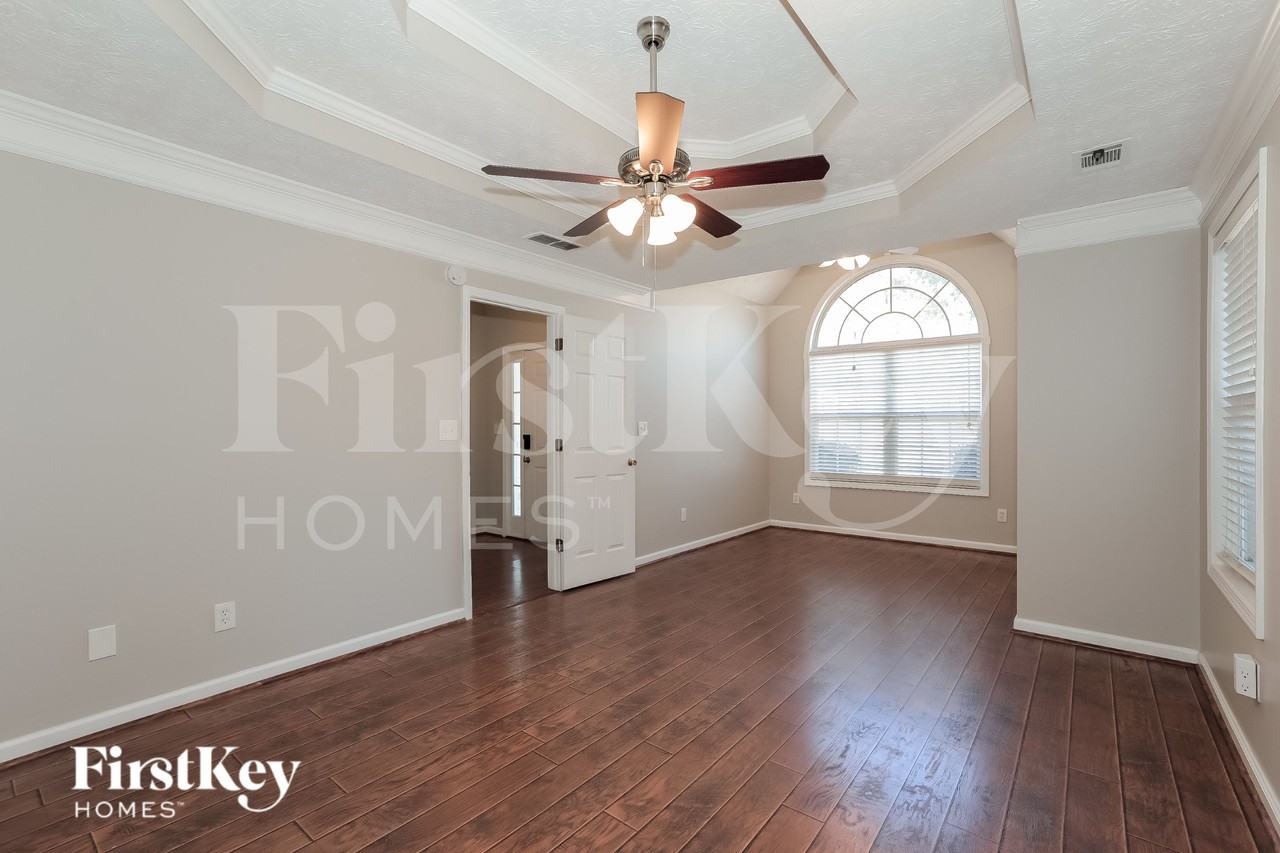 115 Coldwater Dr - Photo 6 of 16