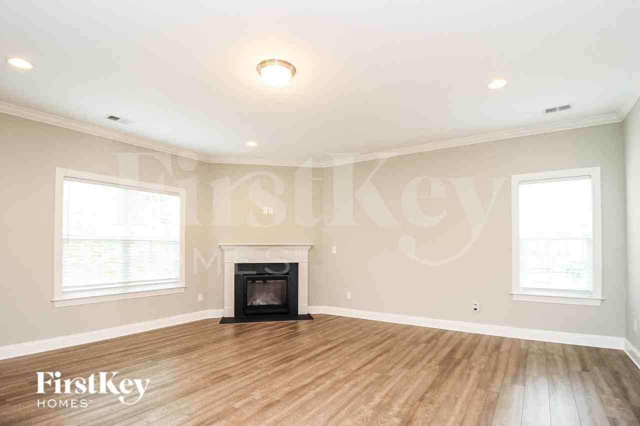 196 Sand Hill Dr - Photo 3 of 15